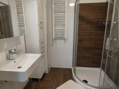 Izdavanje, jednosoban stan, 39m², Aqua park, Jagodina - image 5