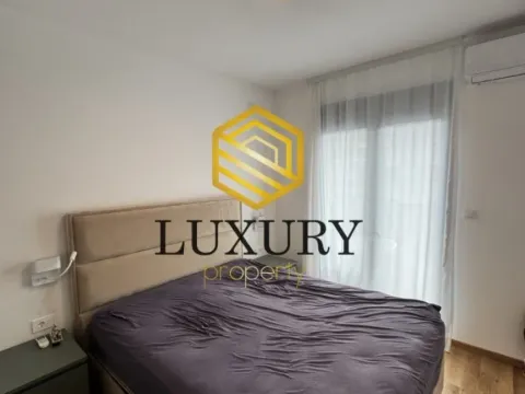 Prodaja, dvosoban stan, 69m², City Kvart, Podgorica - image 4