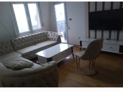 Rent, three bedroom apartment, 80m², City Kvart, Podgorica - image 1