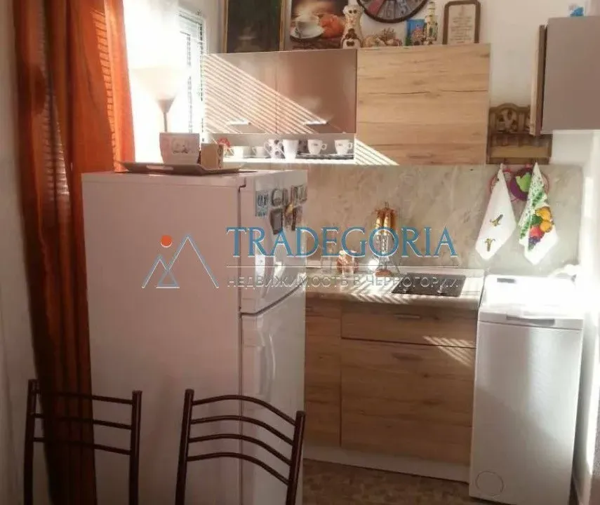 Sale, one bedroom apartment, 51m², Sutomore, Bar