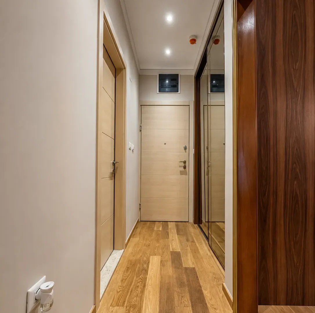 Izdavanje, jednosoban stan, 52m², Kod Capital Plaze, Podgorica