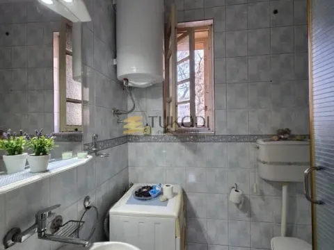 Izdavanje, poslovni prostor, 70m², Poštanska Štedionica, Palilula Sve Podlokacije - image 10