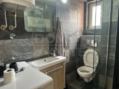 Rent, two bedroom apartment, 45m², Centar, Tivat - image 4