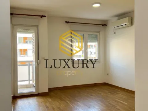 Rent, one bedroom apartment, 44m², City Kvart, Podgorica - image 3