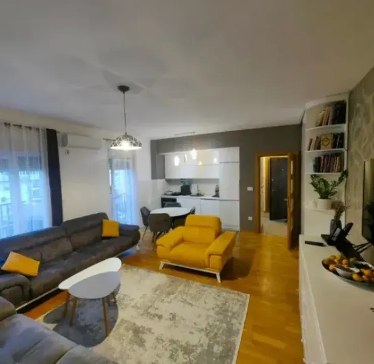 Prodaja, jednosoban stan, 49m², Stari Aerodrom, Podgorica