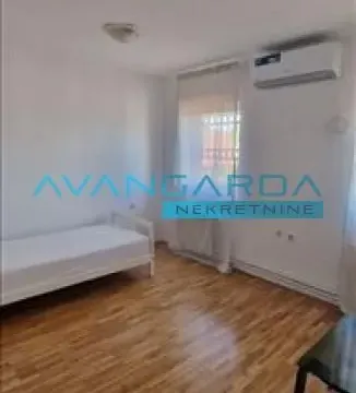 Izdavanje, četvorosoban stan, 210m², Višnjička Banja, Palilula Sve Podlokacije - image 3