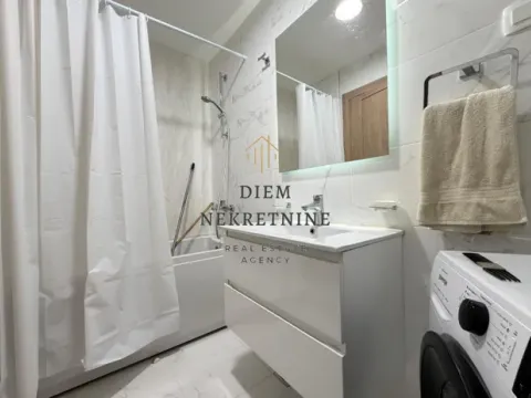 Rent, two bedroom apartment, 70m², Master Kvart, Podgorica - image 10