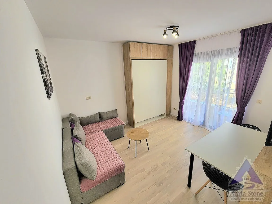 Izdavanje, stan, 25m², Podkošljun, Budva