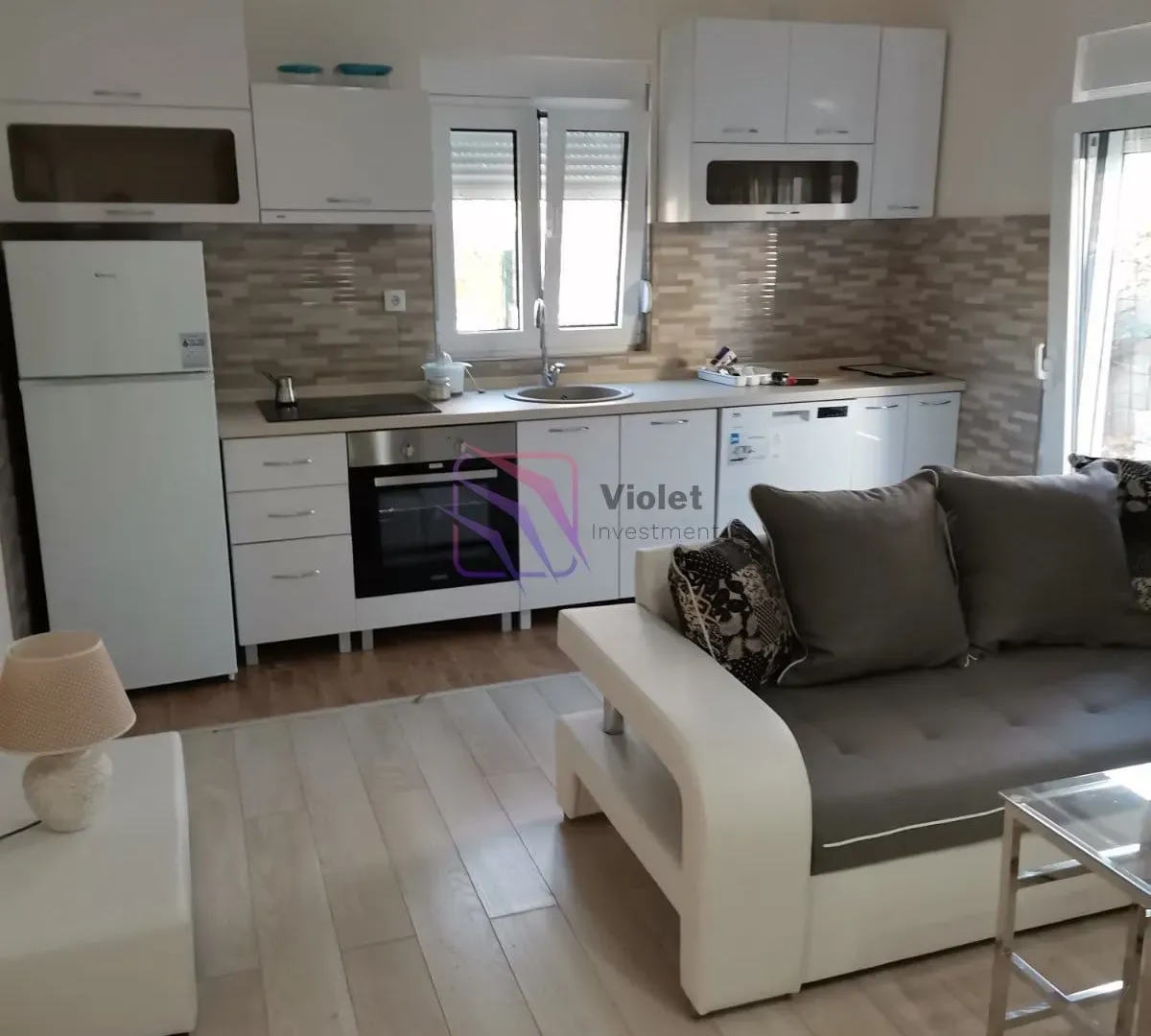 Izdavanje, jednosoban stan, 40m², Stari Aerodrom, Podgorica