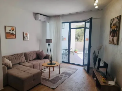 Rent, one bedroom apartment, 59m², Boreti, Budva - image 3