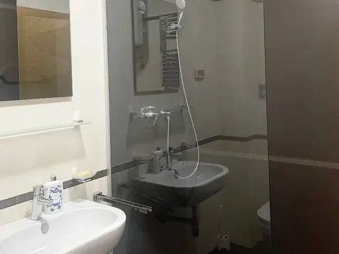 Izdavanje, jednosoban stan, 45m², Centar, Bar - image 9