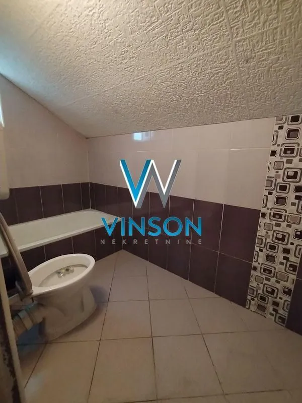 Izdavanje, stan, 30m², Petrovaradin, Novi Sad