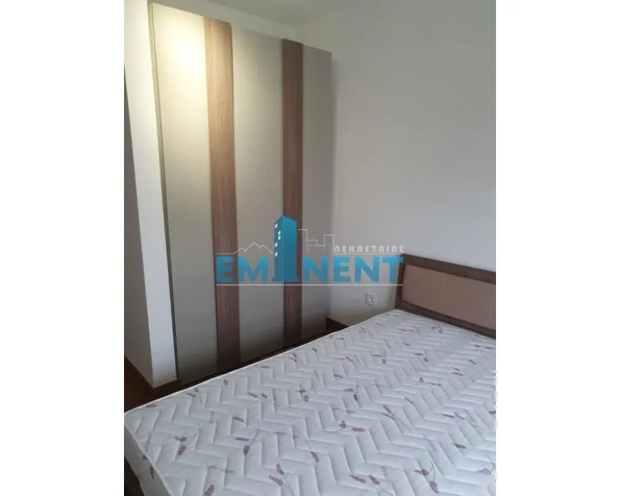 Rent, four bedroom apartment, 100m², Novi Beograd Blok 65, Novi Beograd Sve Podlokacije