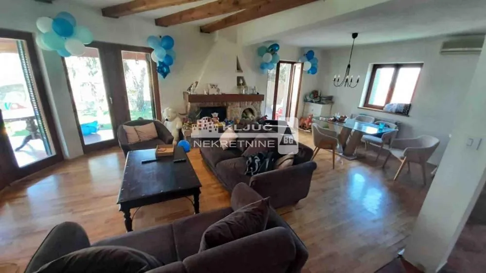 Sale, house, 388m², Voždovačka Crkva, Voždovac Sve Podlokacije