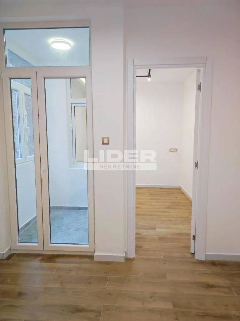 Rent, two bedroom apartment, 36m², Stari Grad, Beograd