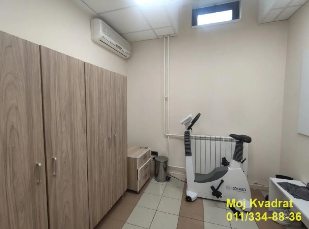 Sale, office space, 140m², Stari Grad, Beograd