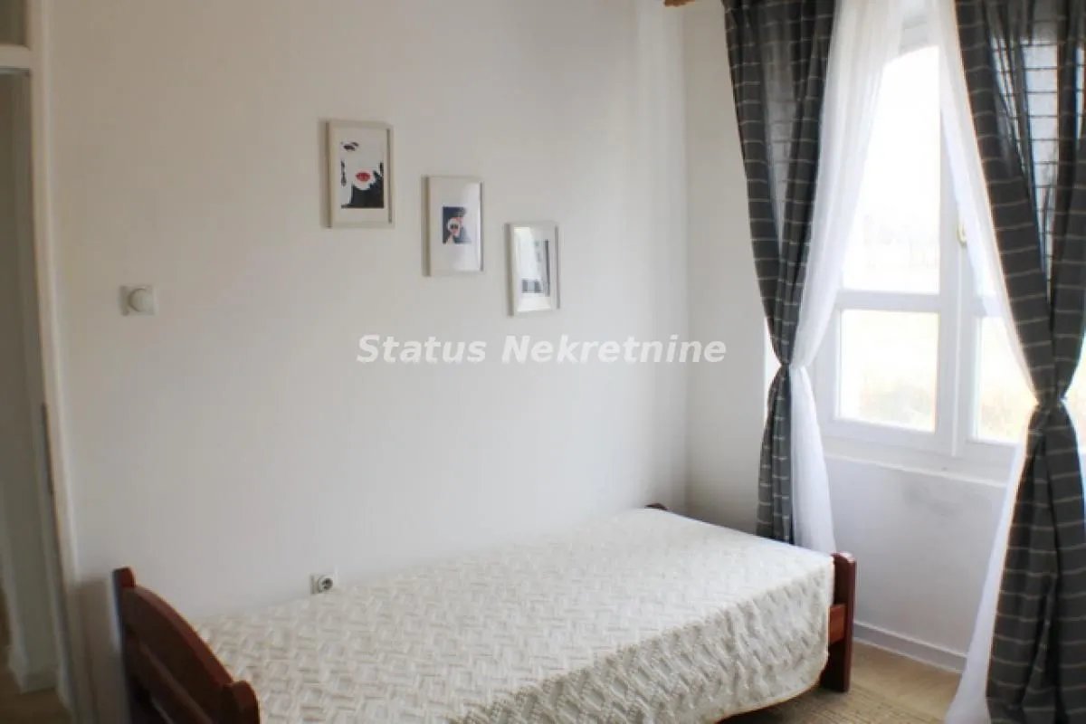 Prodaja, trosoban stan, 67m², Zrenjanin, Srbija