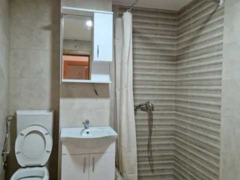 Izdavanje, dvosoban stan, 75m², Murtovina, Podgorica - image 11