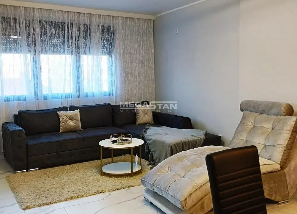 Prodaja, trosoban stan, 94m², Pančevo, Srbija