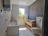 Prodaja, četvorosoban stan, 124m², Sremska Kamenica, Petrovaradin - image 13