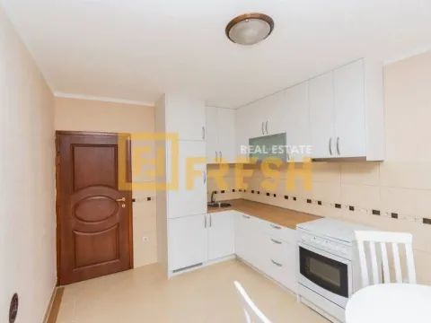 Izdavanje, kuća, 180m², Kokoti, Podgorica - image 6