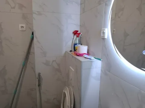 Izdavanje, jednosoban stan, 70m², Stari Aerodrom, Podgorica - image 8