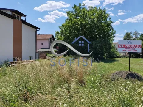 Zemljište in Klisa