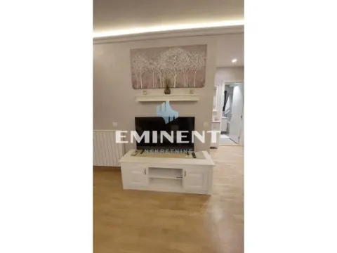 Rent, two bedroom apartment, 55m², Savski Venac, Beograd - image 5