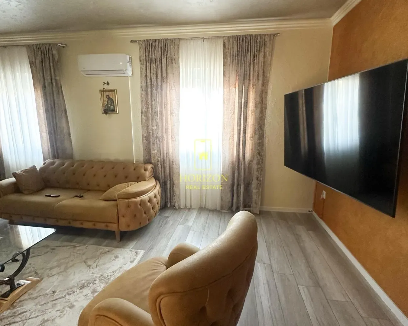 Prodaja, kuća, 191m², Tološi, Podgorica