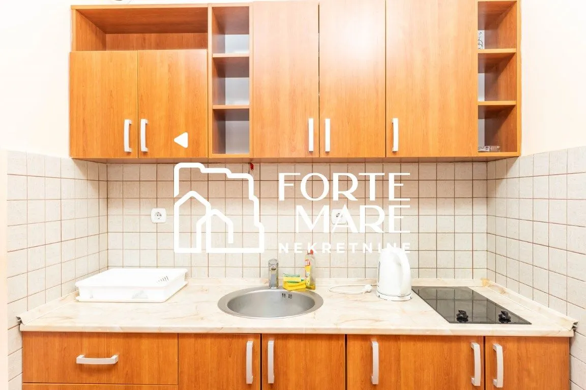 Prodaja, jednosoban stan, 46m², Baošići, Herceg Novi