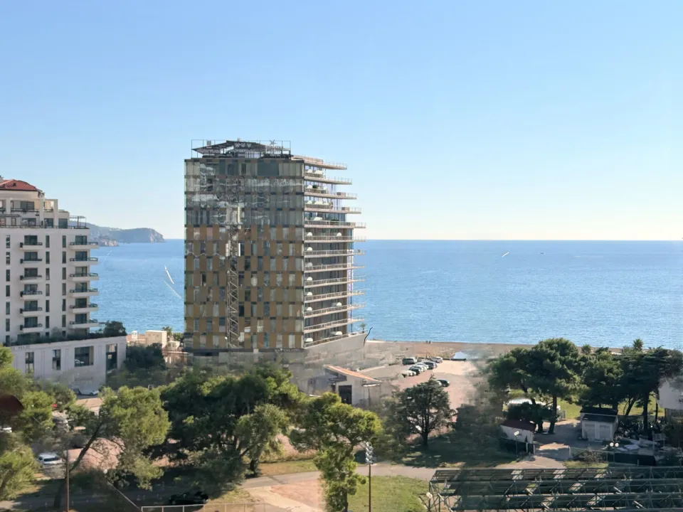 Prodaja, dvosoban stan, 104m², Bečići, Budva