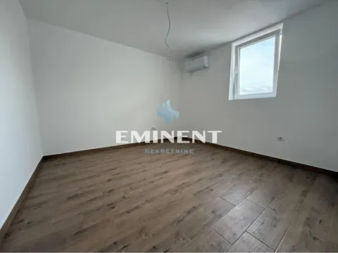 Prodaja, stan, 140m², Cvetkova Pijaca, Zvezdara Sve Podlokacije - image 11