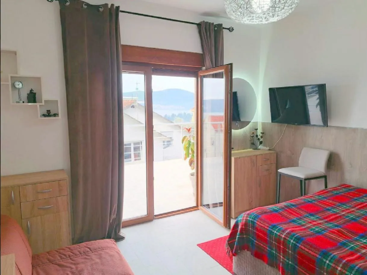 Prodaja, dvosoban stan, 77m², Kava, Tivat