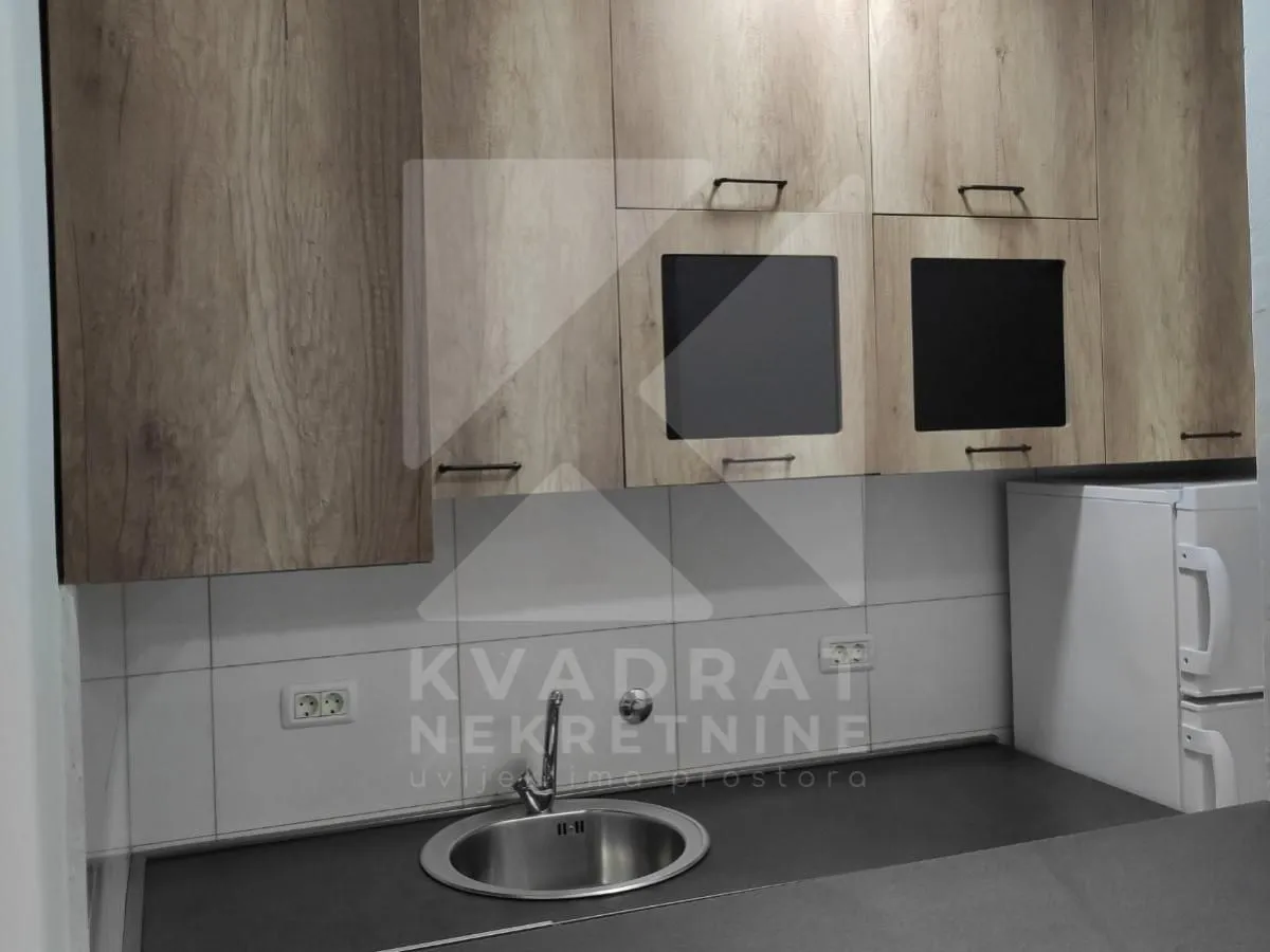 Izdavanje, garsonjera, 25m², Vezirov Most, Podgorica