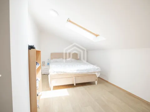 Izdavanje, dvosoban stan, 55m², Stari Aerodrom, Podgorica - image 5