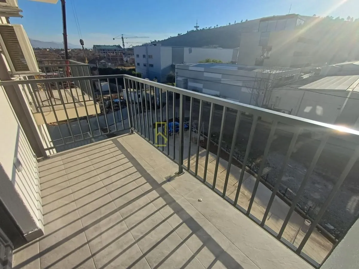 Prodaja, jednosoban stan, 40m², Zabjelo, Podgorica