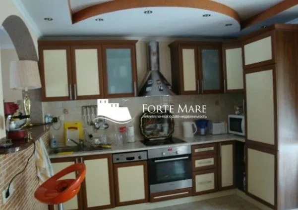 Prodaja, kuća, 210m², Kumbor, Herceg Novi