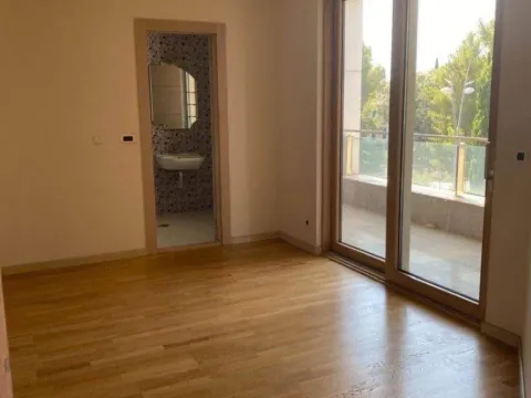 Sale, two bedroom apartment, 119m², Centar, Budva - image 4