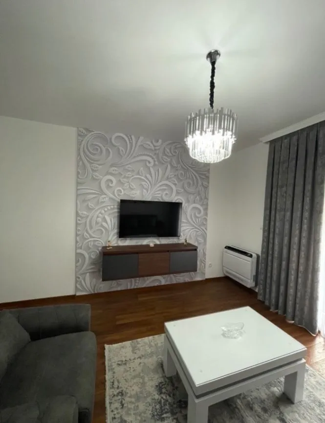 Izdavanje, dvosoban stan, 69m², Master Kvart, Podgorica