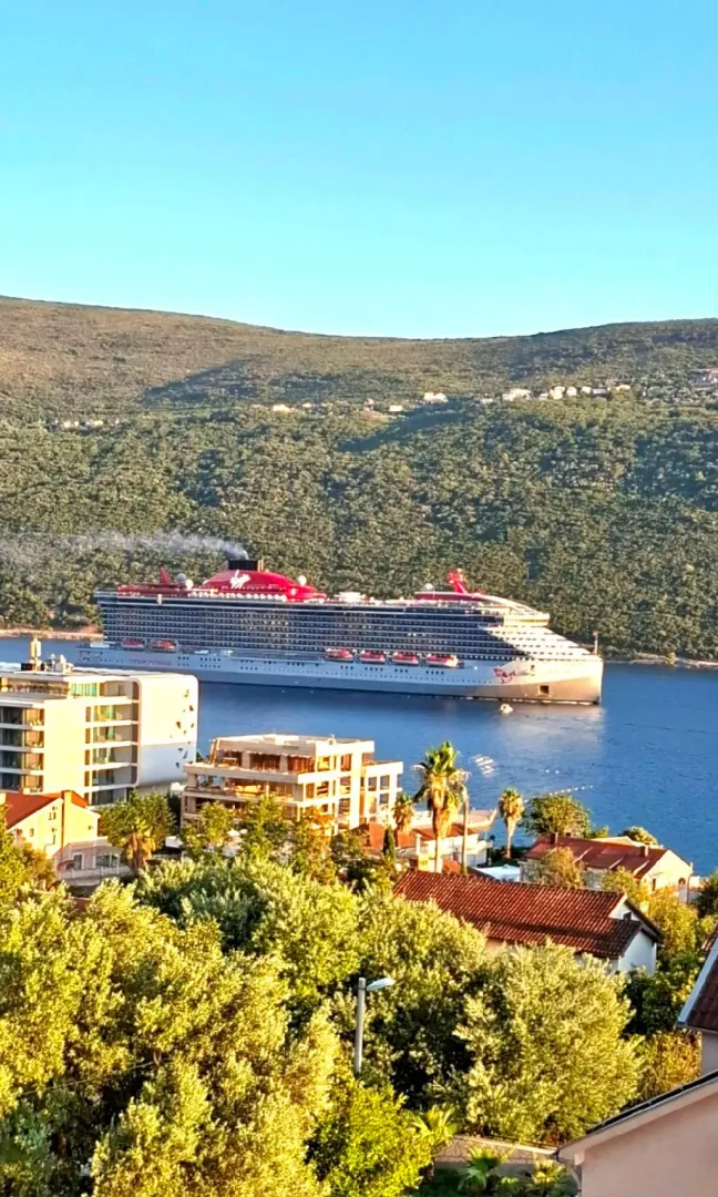 Izdavanje, jednosoban stan, 17m², Kumbor, Herceg Novi