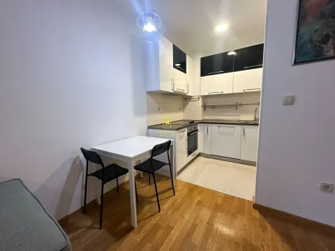 Sale, one bedroom apartment, 43m², Stari Aerodrom, Podgorica - image 3