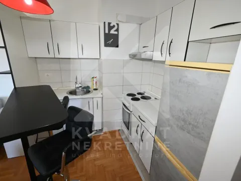 Rent, one bedroom apartment, 43m², Tuški Put, Podgorica - image 5