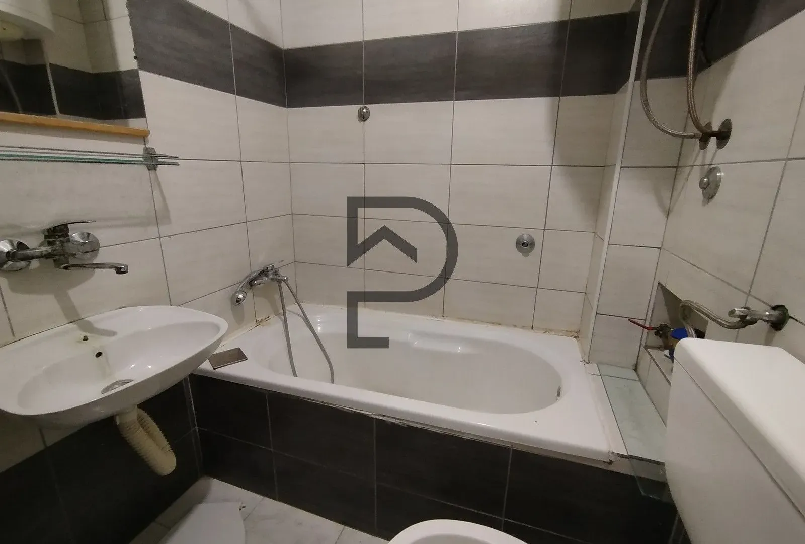 Prodaja, stan, 55m², Stari Aerodrom, Podgorica
