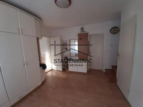 Prodaja, kuća, 220m², Sremska Kamenica, Petrovaradin - image 2