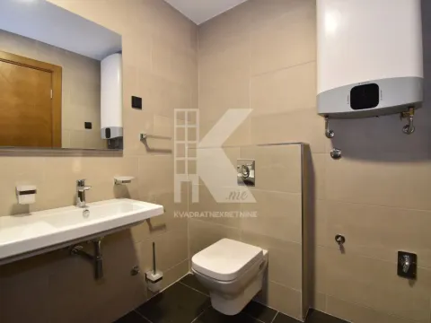 Rent, office space, 49m², Ljubović, Podgorica - image 8