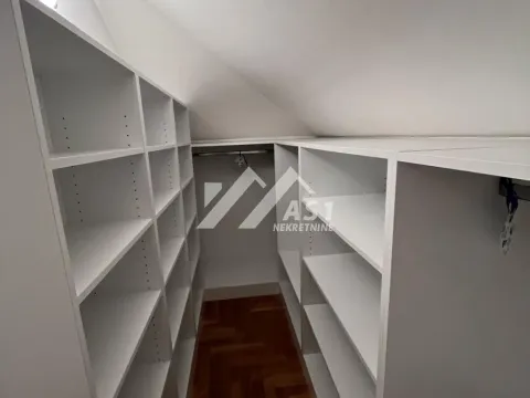 Izdavanje, trosoban stan, 65m², Novo naselje, Novi Sad - image 8