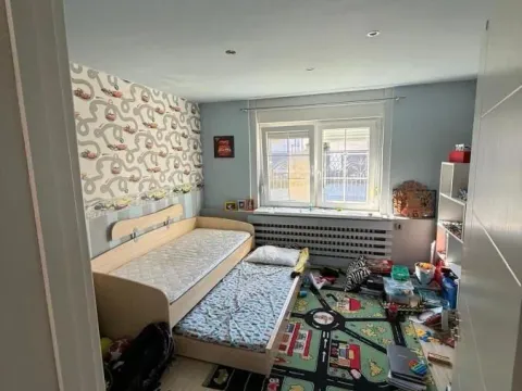 Izdavanje, kuća, 130m², Salajka, Novi Sad Sve Podlokacije - image 6