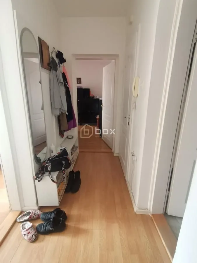 Izdavanje, dvosoban stan, 56m², Palilula, Niš