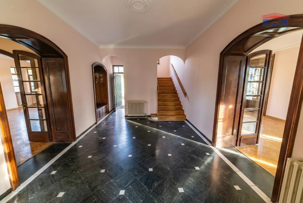 Sale, house, 298m², Jodna Banja, Novi Sad Sve Podlokacije