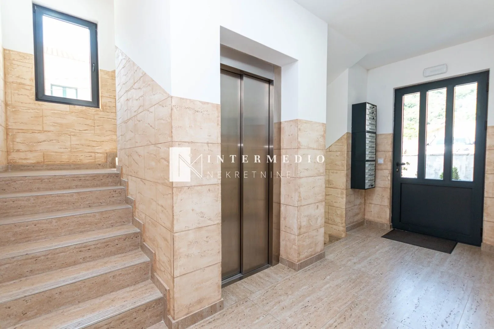 Prodaja, jednosoban stan, 39m², Đenovići, Herceg Novi